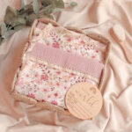 medvjedica, deka za bebe, dekica s imenom djeteta, topla dječja deka, dječja dekica, personalizirana deka, uspomena na rođenje djeteta, personalizirani pokloni, pokloni za novorođenče, pokloni za dječake, pokloni za djevojčice, unikatni poklni, pokloni za krštenje, pokloni za babinje, za bebe, pokloni za babine