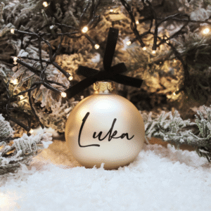 Božićna kuglica, Personalizirana božićna kuglica, Božićni poklon za djecu, Božićni poklon za bebe, Kuglica s imenom, Poklon za prvi Božić, Unikatni božićni ukras Personalizirani blagdanski poklon , Djeca i bebe božićni ukrasi, Personalizirana božićna kuglica s imenom za bebu